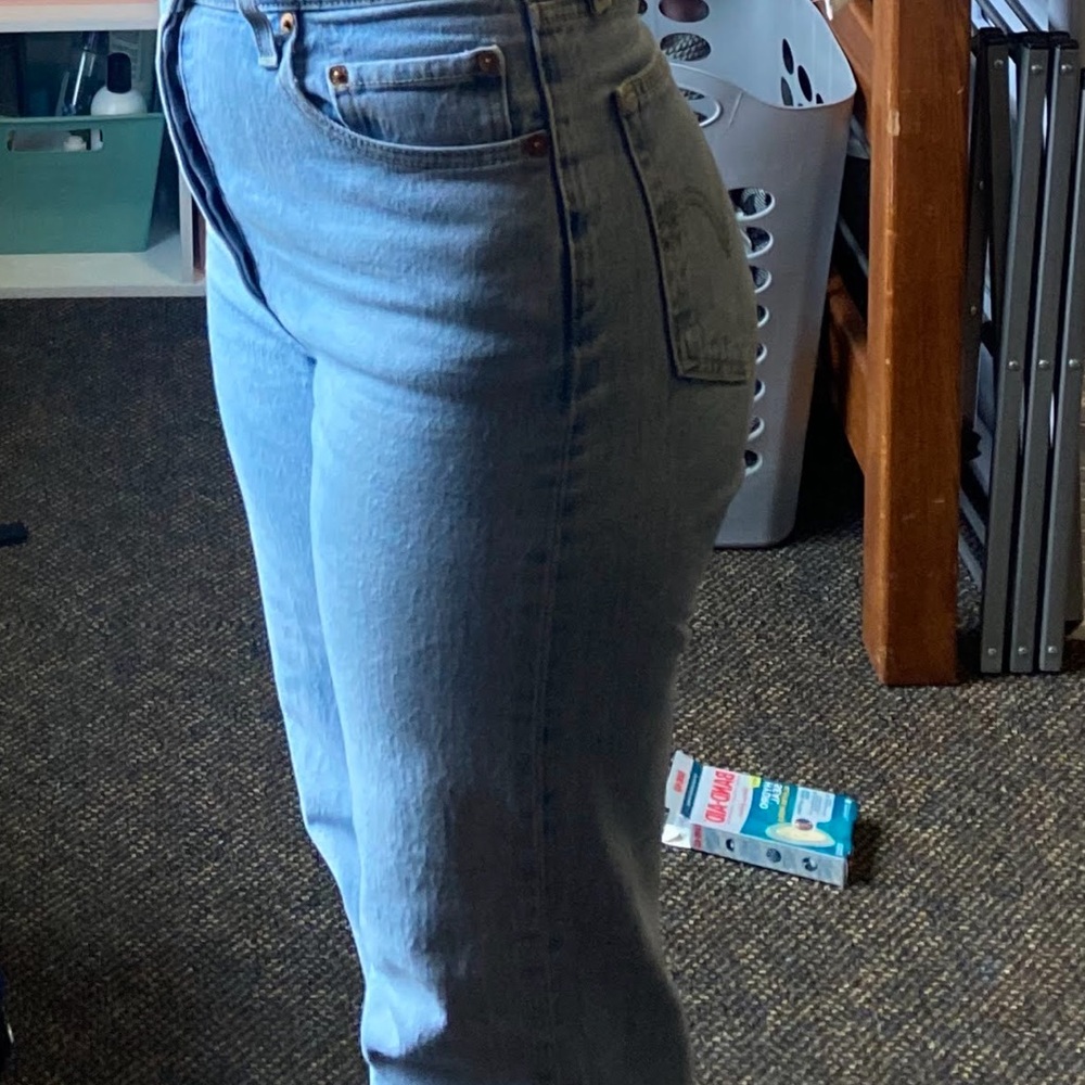 High rise Levi jeans